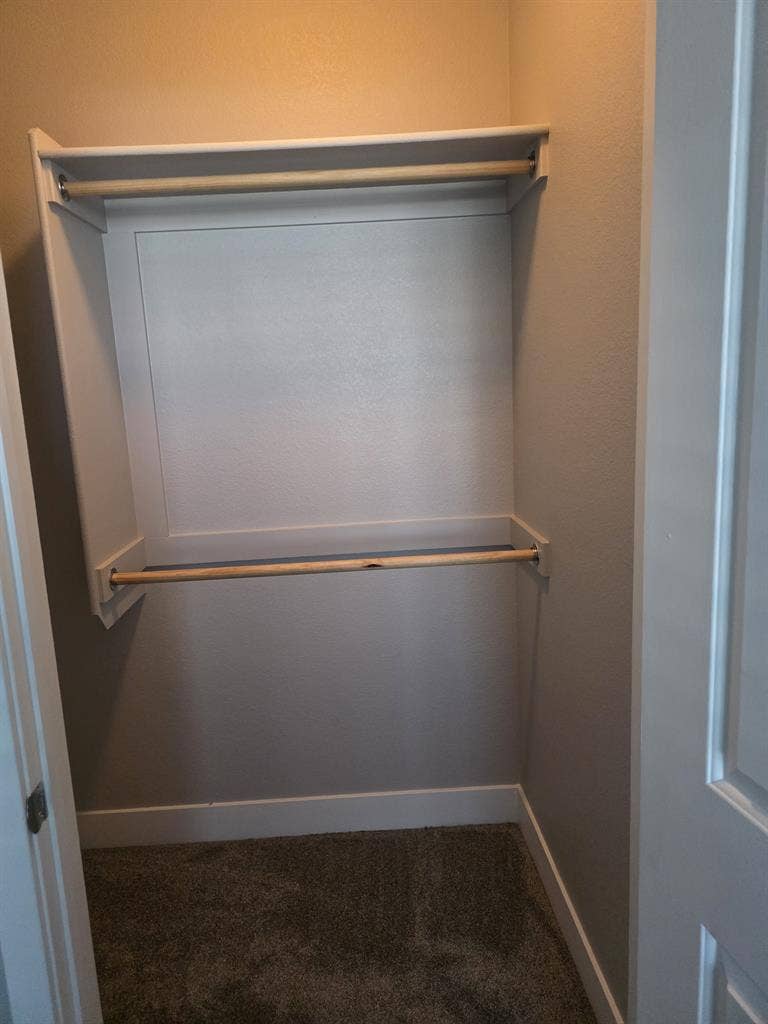 Have a room to rent ()