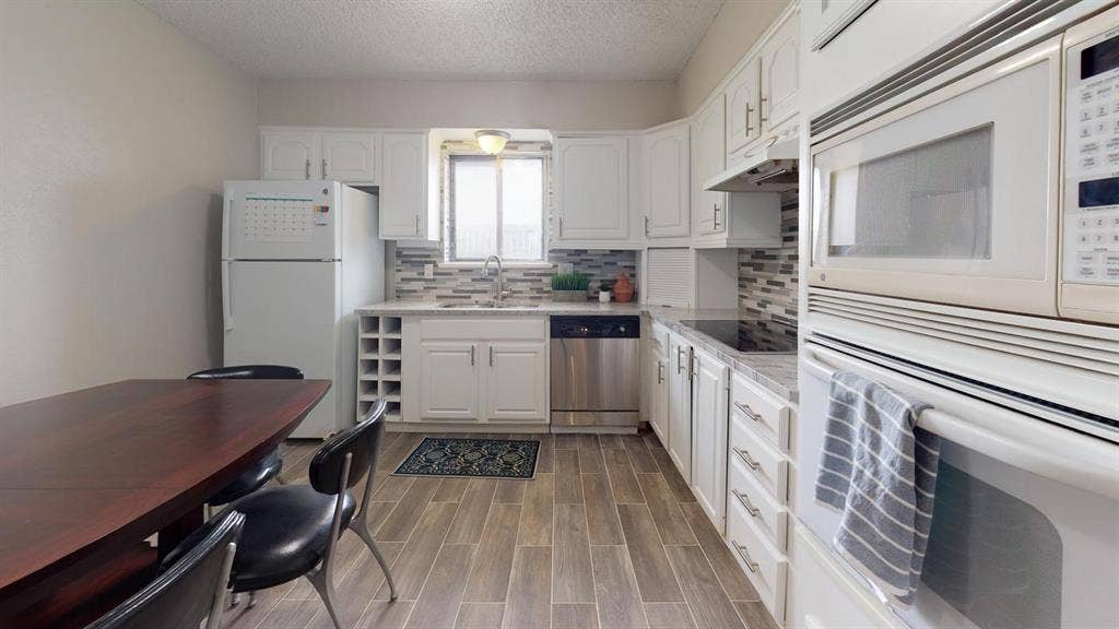 1 BR in Garland