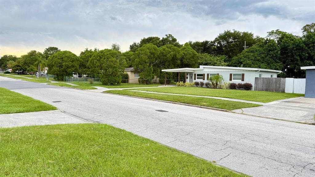 7 BR in Orlando