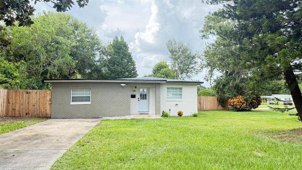 7 BR in Orlando