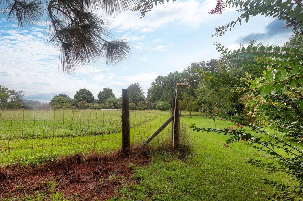 4 BR in Charlotte