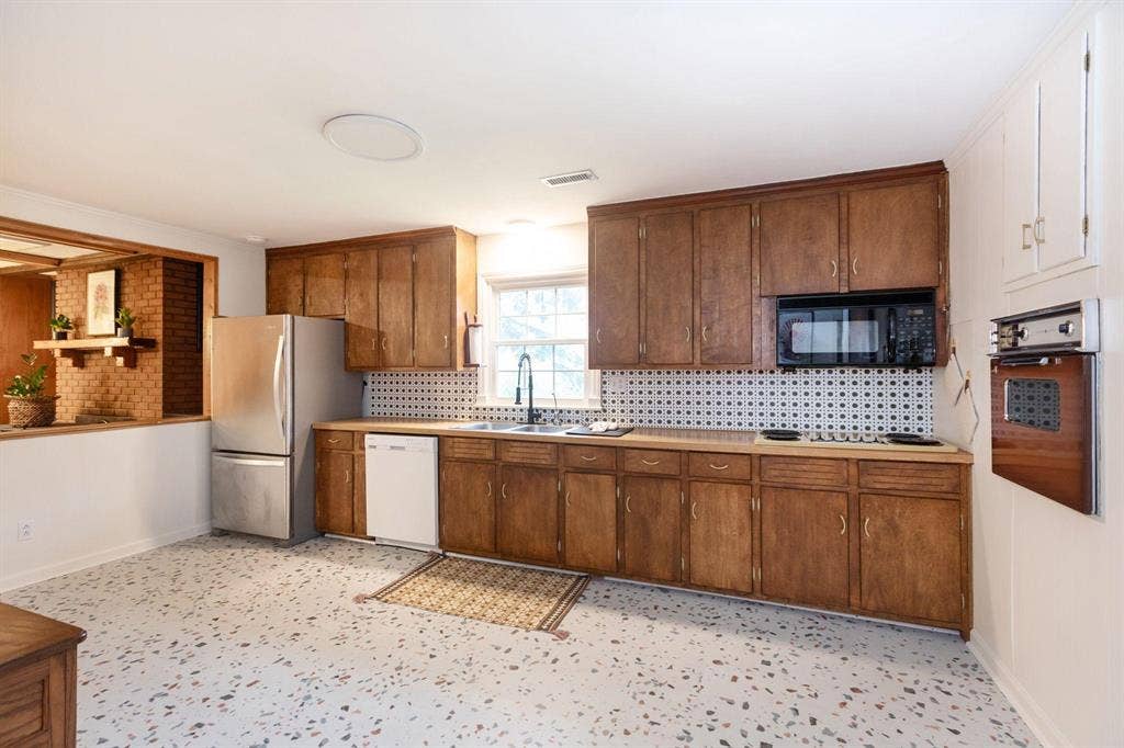4 BR in Charlotte