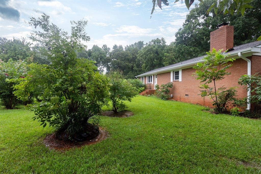 4 BR in Charlotte