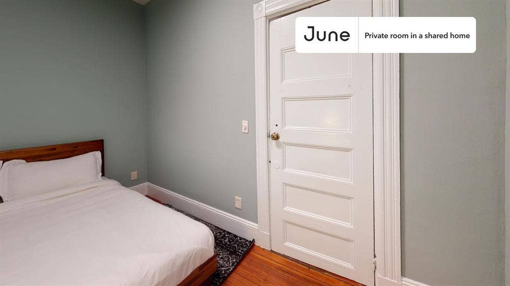 4 BR in Boston