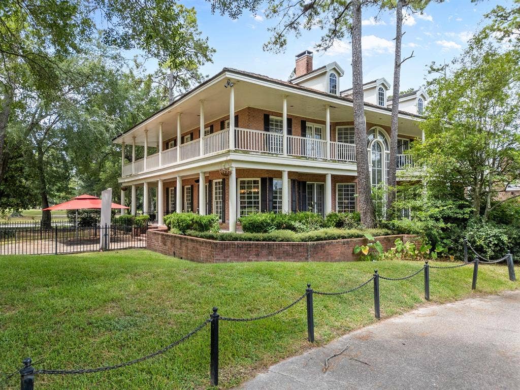 2 BR in Houston
