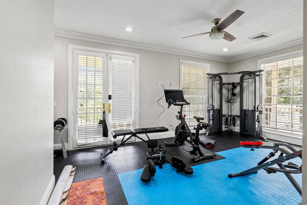 2 BR in Houston