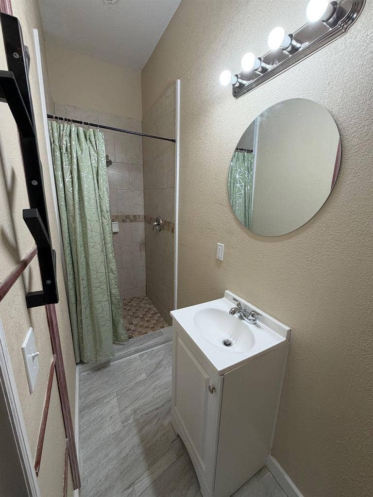 4 BR in Jacksonville