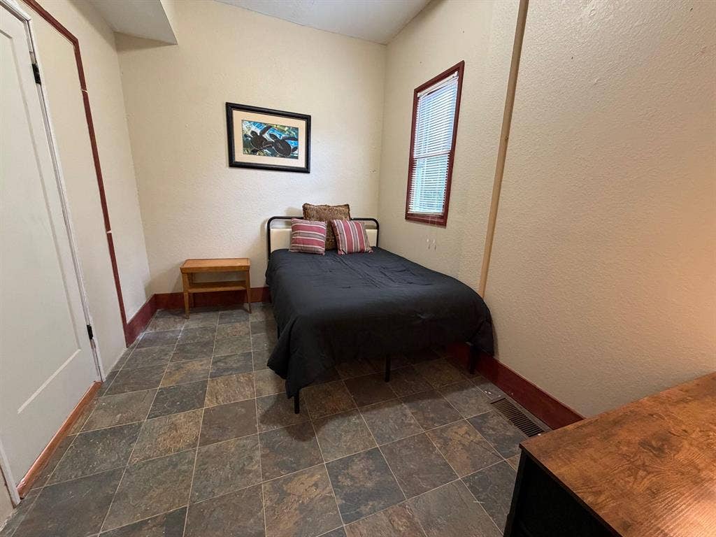 4 BR in Jacksonville