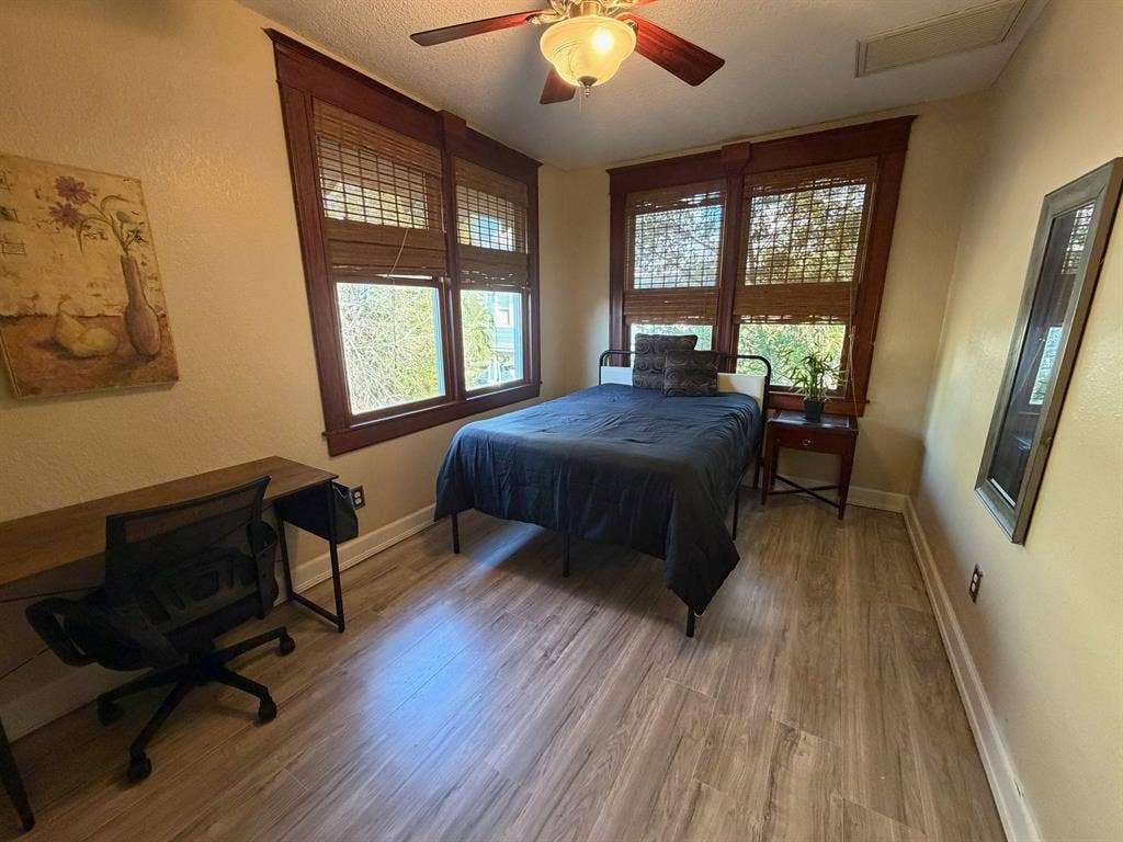 4 BR in Jacksonville