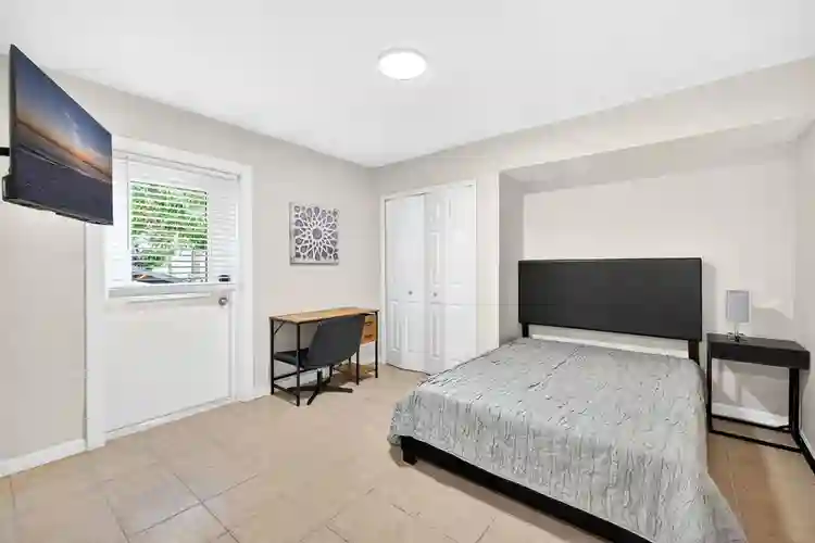 7 BR in Fort Myers