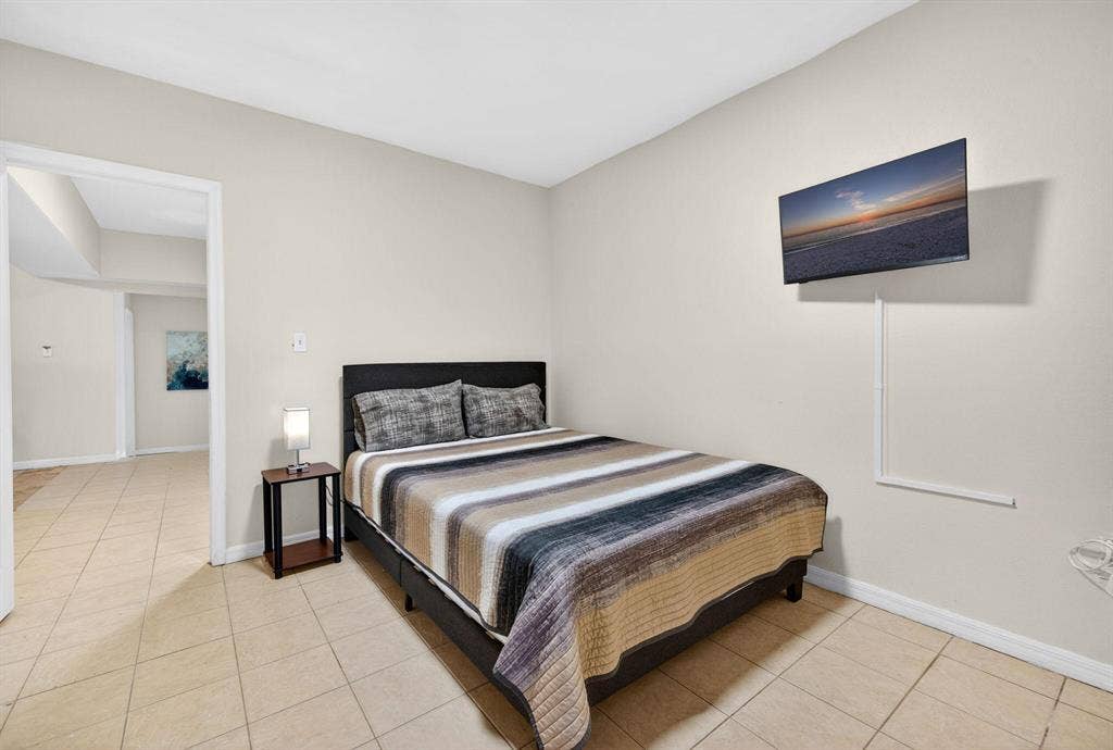 7 BR in Fort Myers