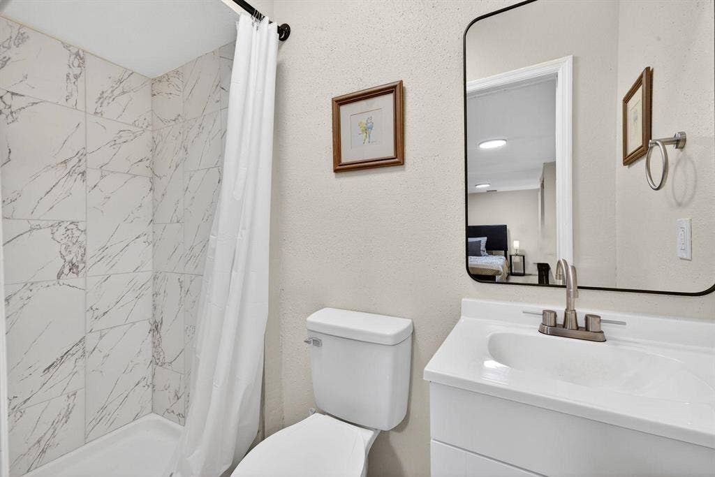 7 BR in Fort Myers