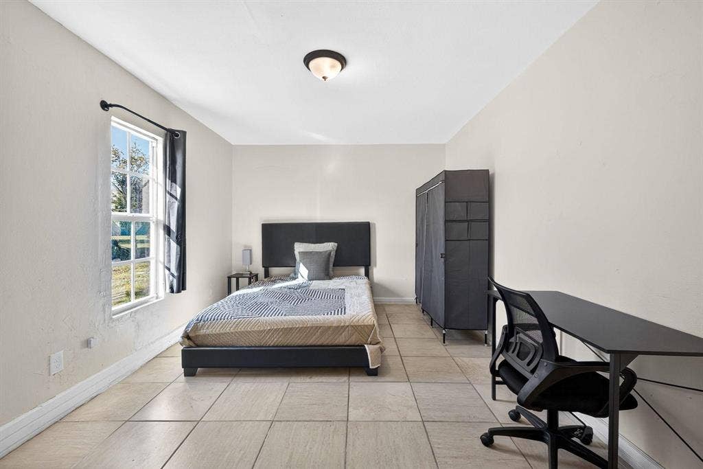 7 BR in Fort Myers