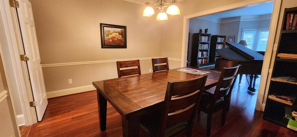 5 BR in Marietta