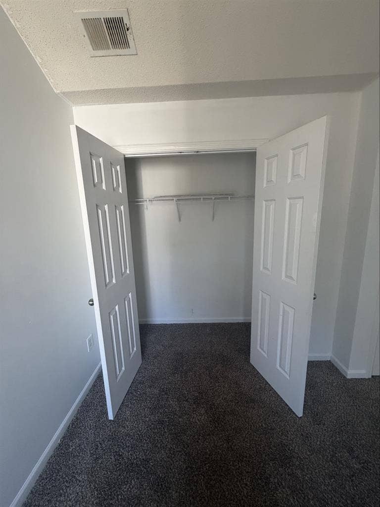 Bedroom in Riverdale for rent $