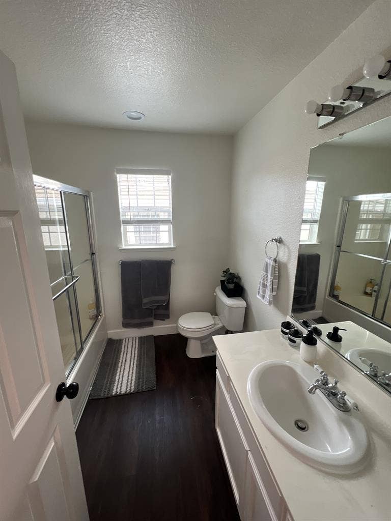 Spare room with private bathroom