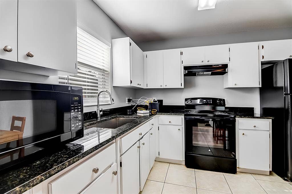 6 BR in Tampa