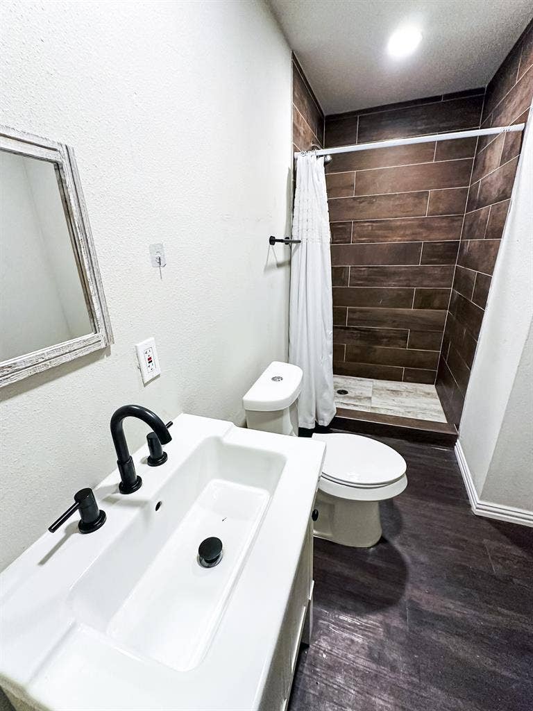 7 BR in Dallas