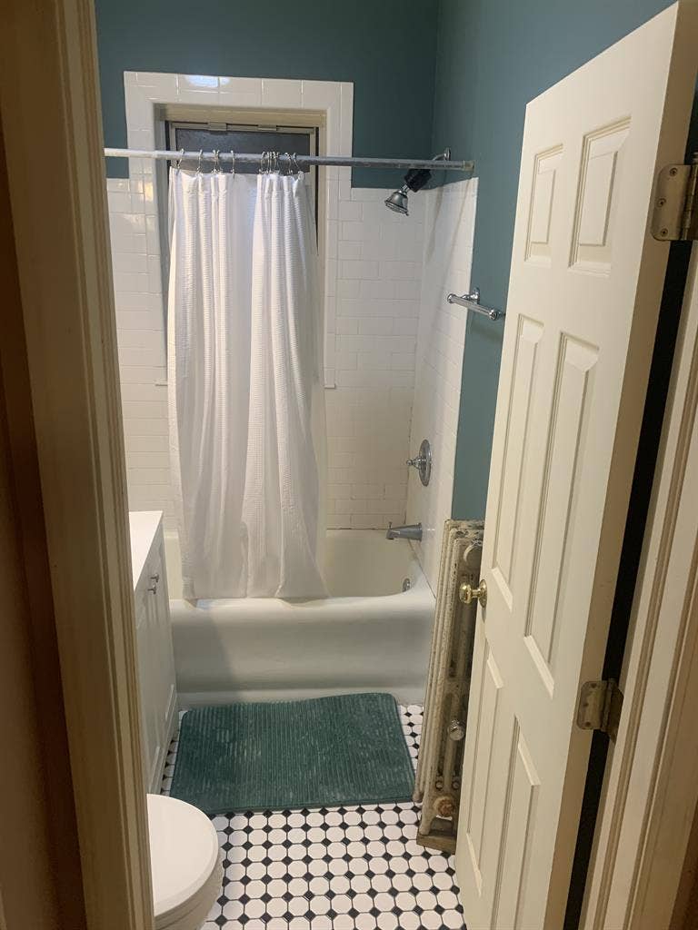 Move. In Ready Room- Furnished