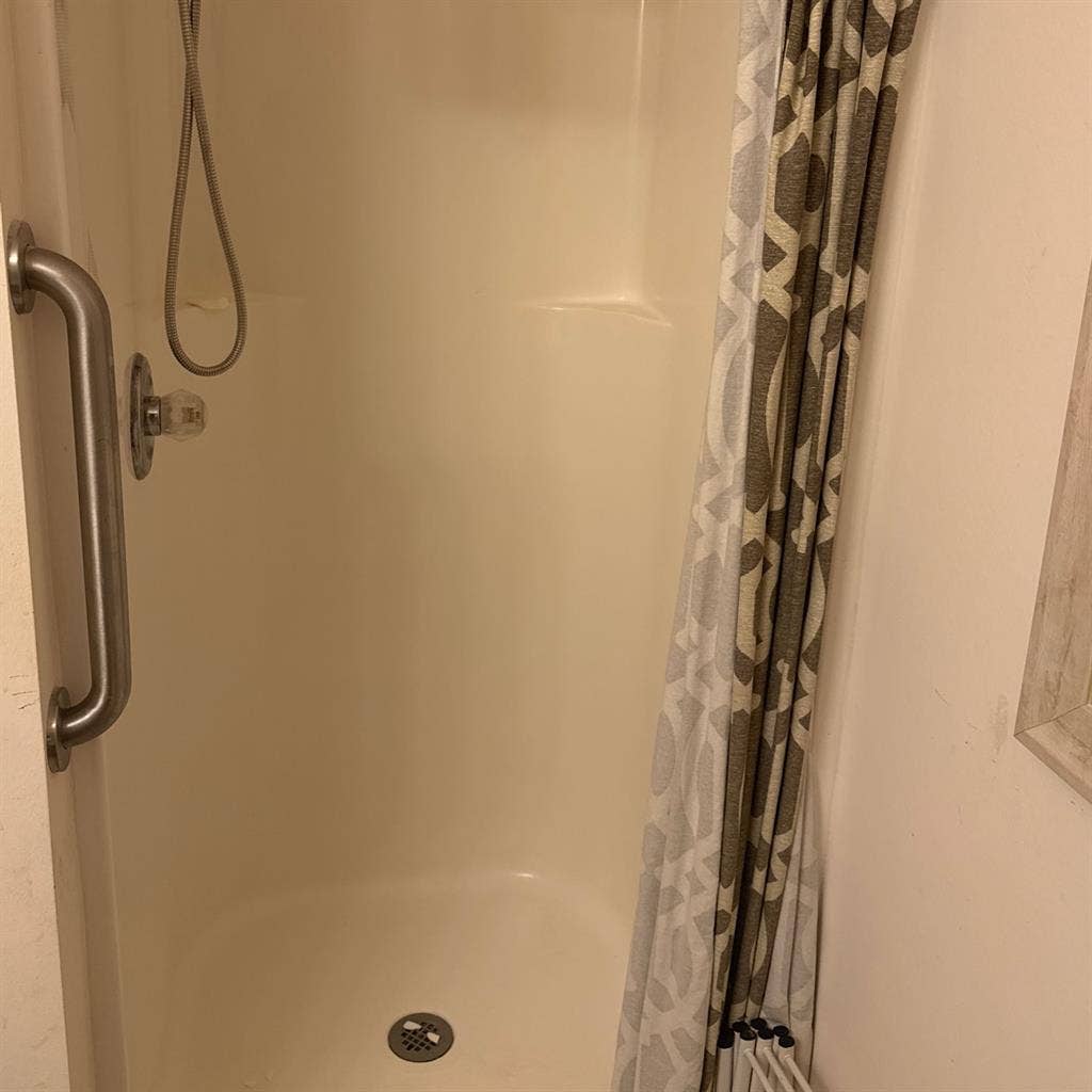 Looking for a good roommate