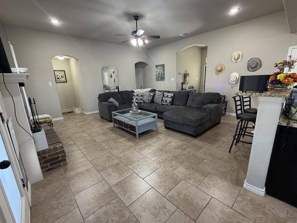 Mi casa tu casa