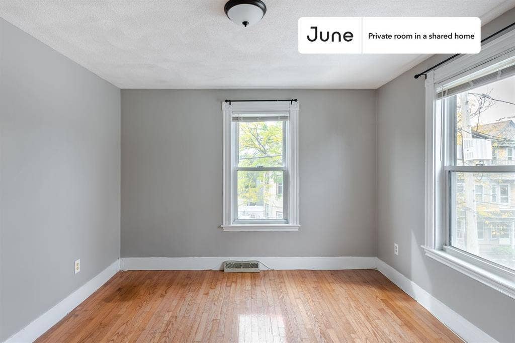 6 BR in Boston