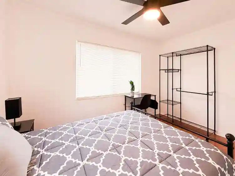 7 BR in Tampa