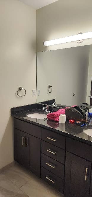 Luxury Apartment Creekwalk Commons