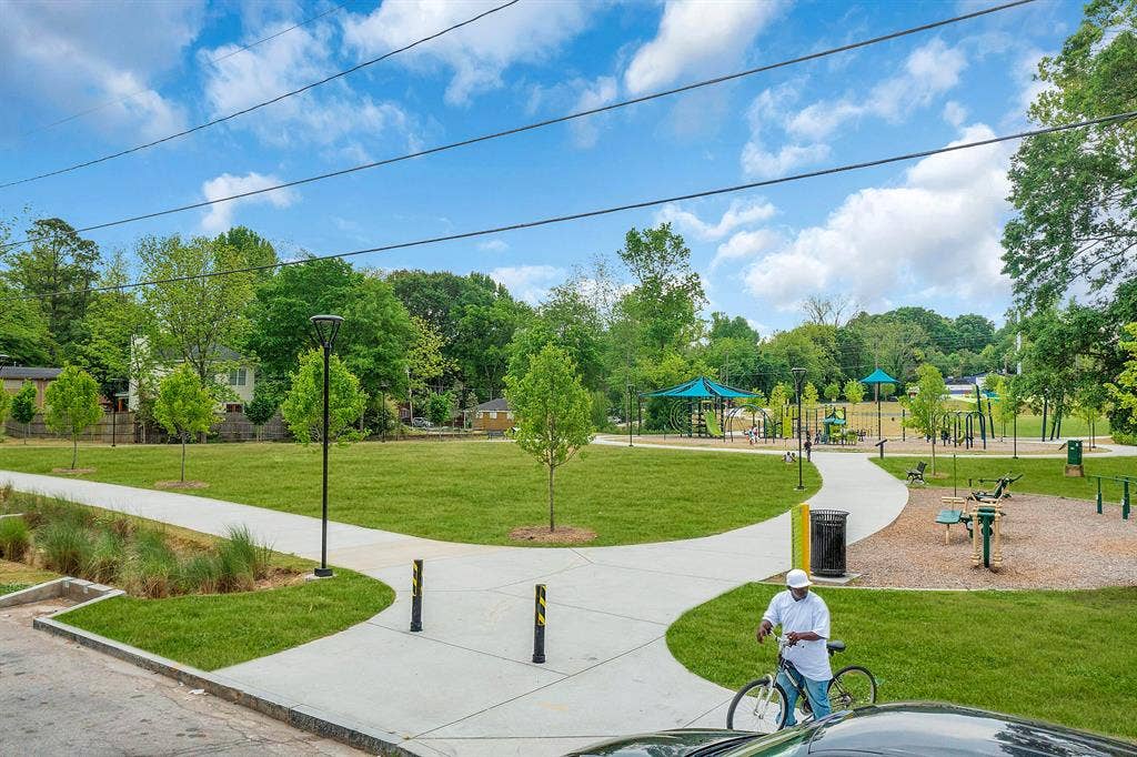 5 BR in Atlanta