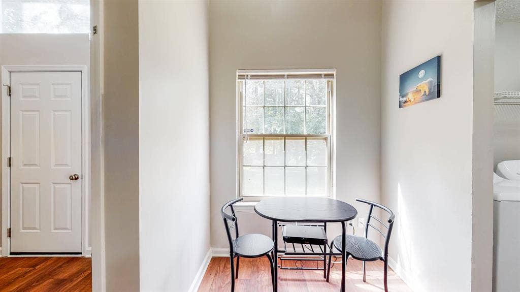 5 BR in Ellenwood