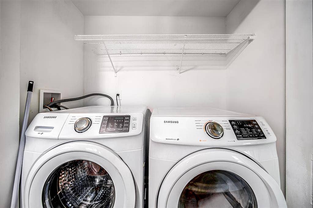 7 BR in Lithonia