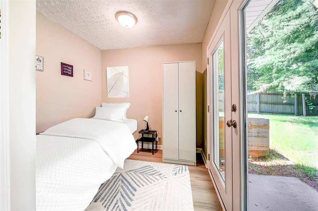 7 BR in Lithonia