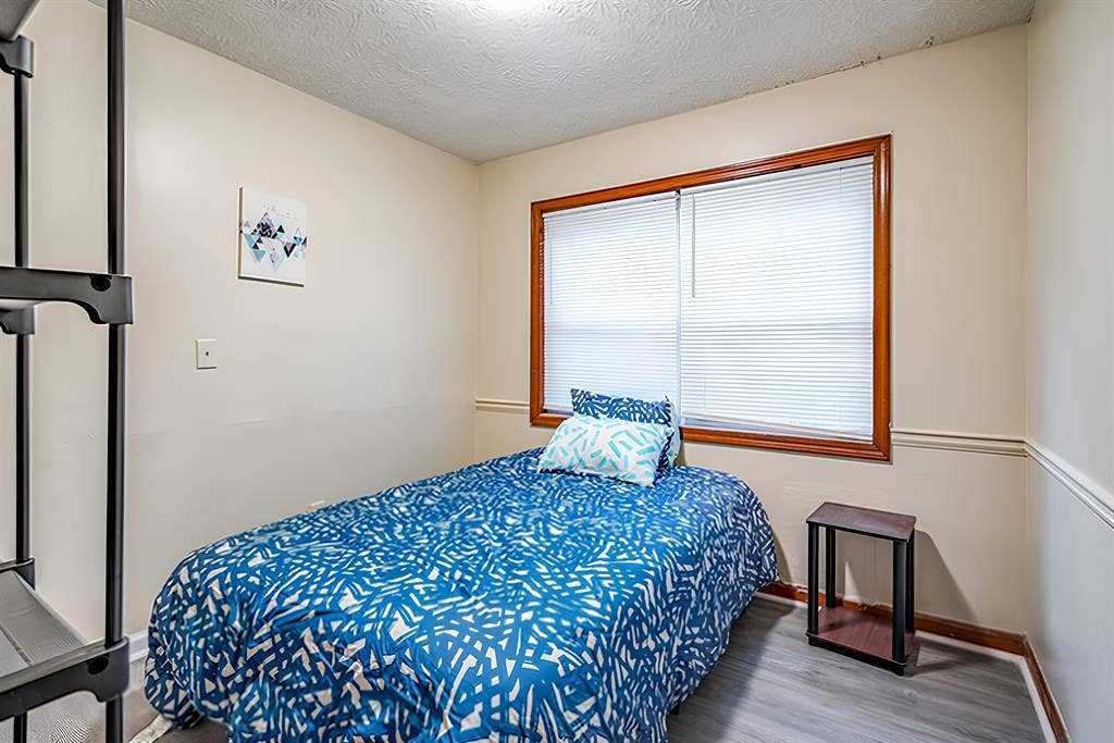 4 BR in Atlanta