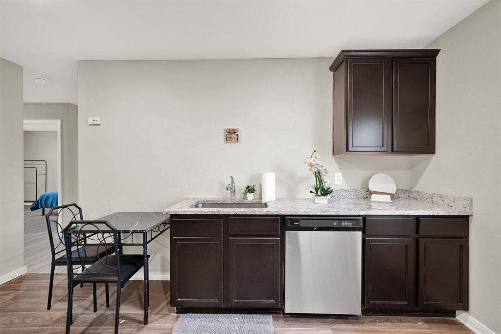 6 BR in San Antonio