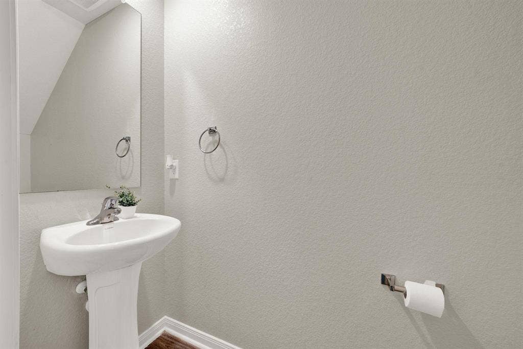 6 BR in San Antonio