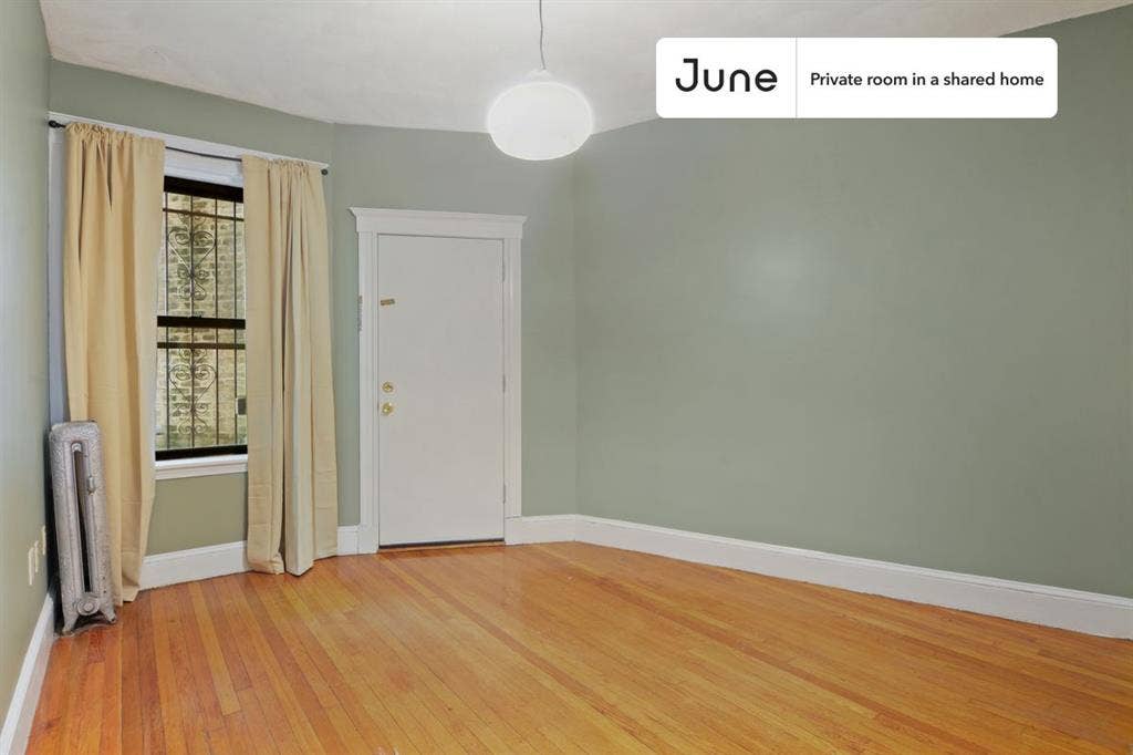 4 BR in Boston