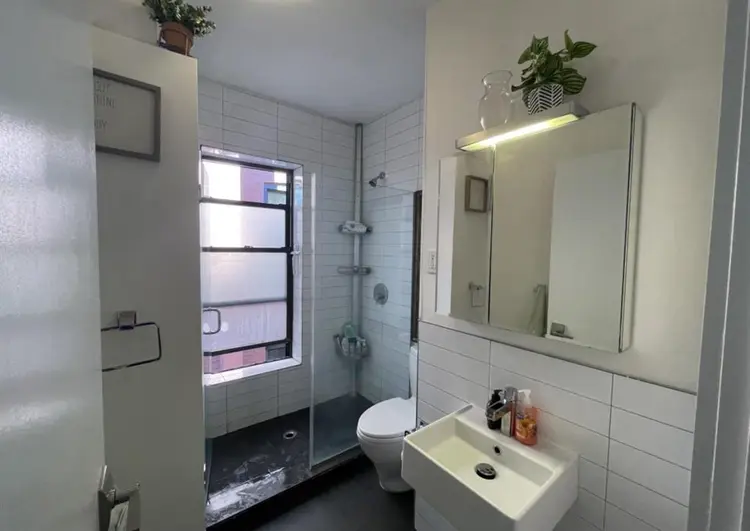 Sunny East Village Room
