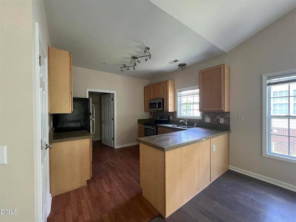 2 BR in Morrisville
