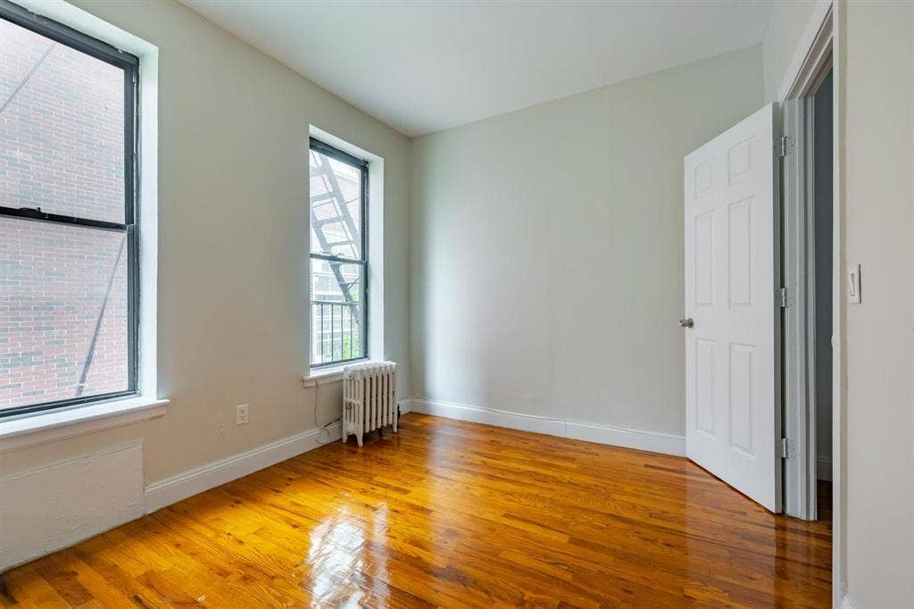 2 BR in New York City