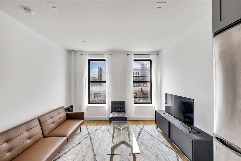 4 BR in New York City