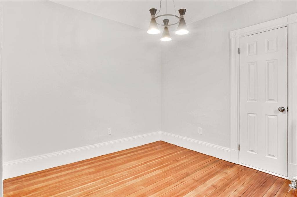 4 BR in Boston