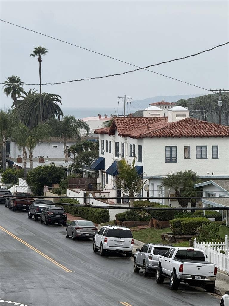 Large Room Near Beach - $