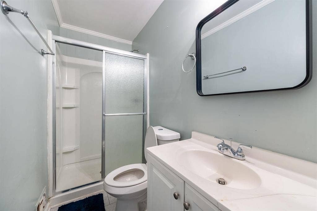 9 BR in Decatur