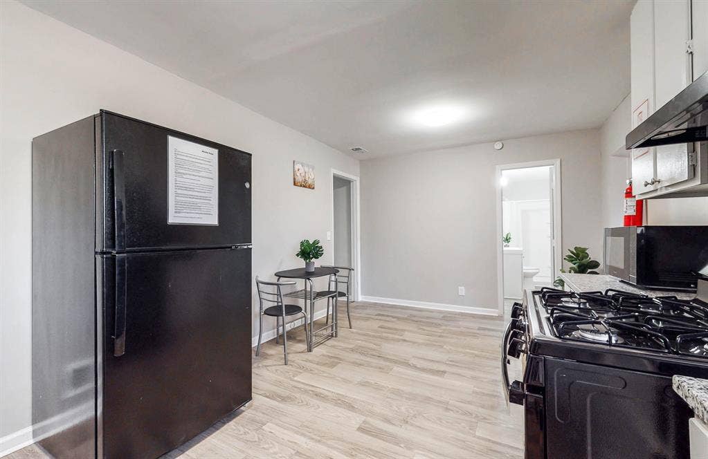 10 BR in Atlanta