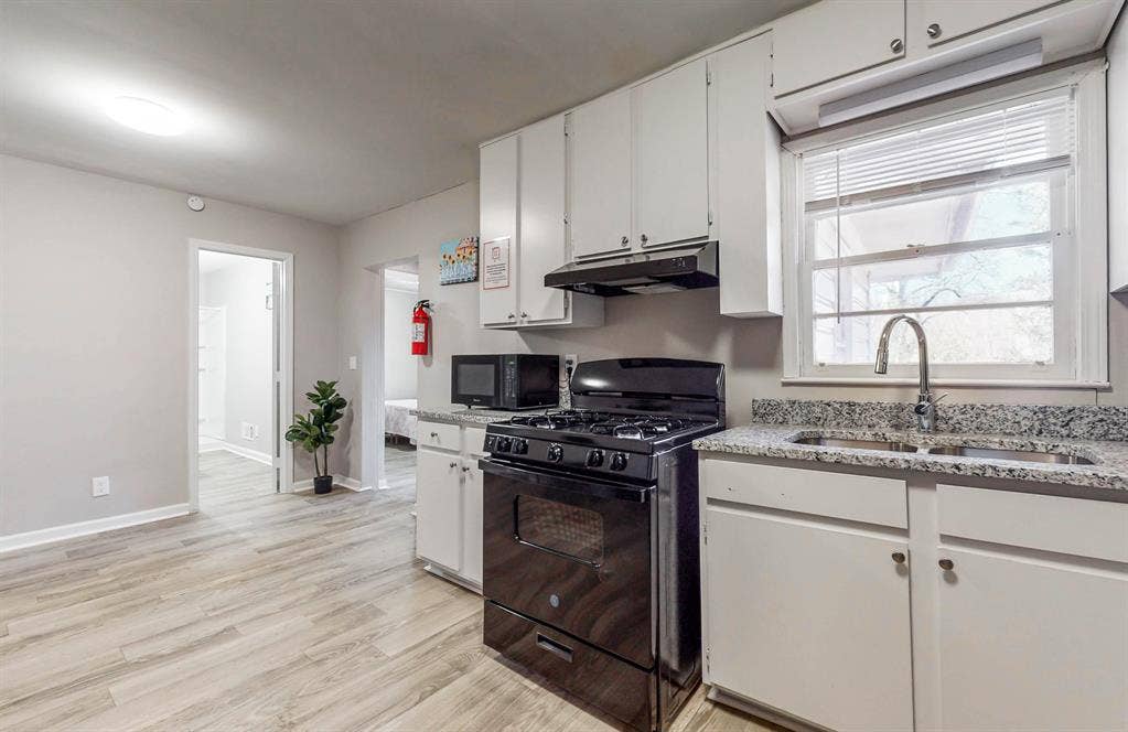 10 BR in Atlanta