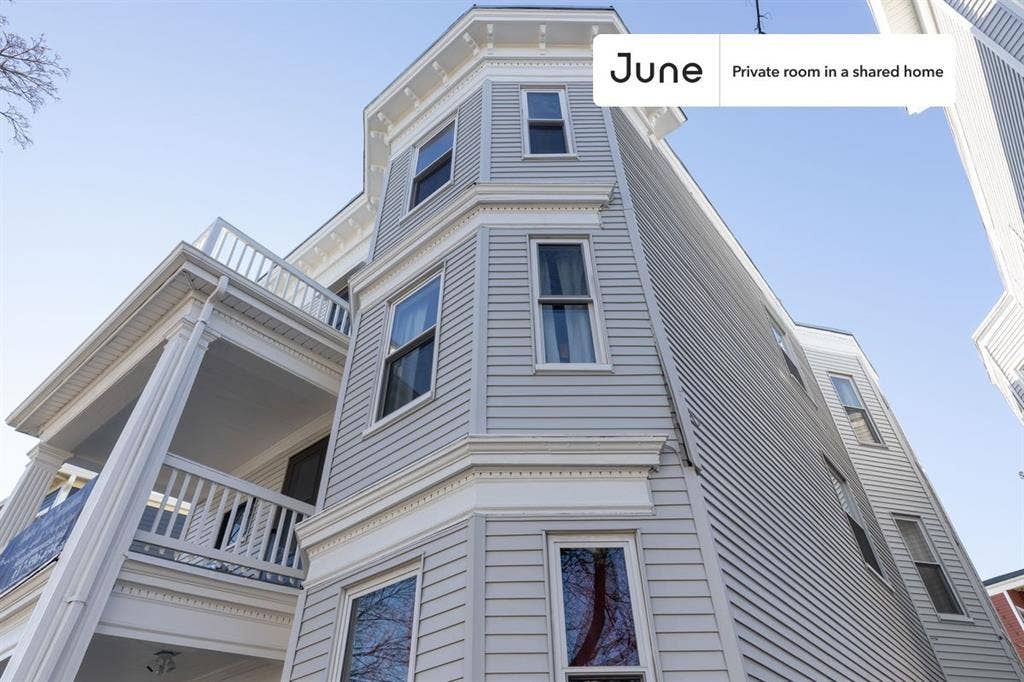 4 BR in Boston
