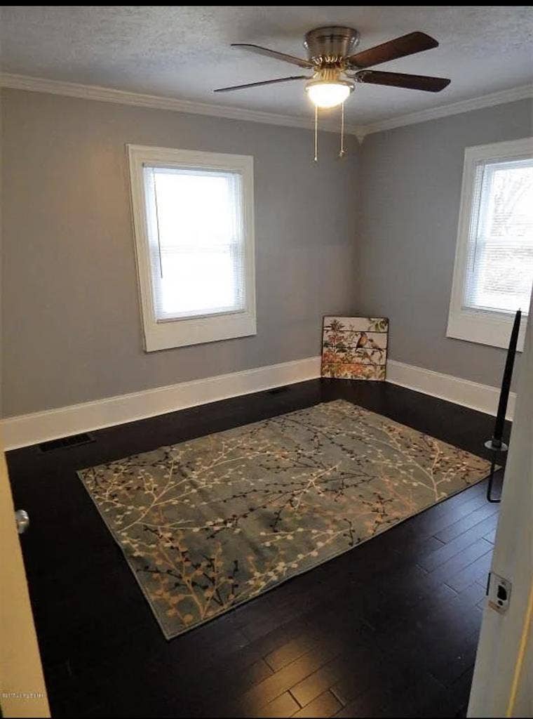 🏠 Fully Furnished Room