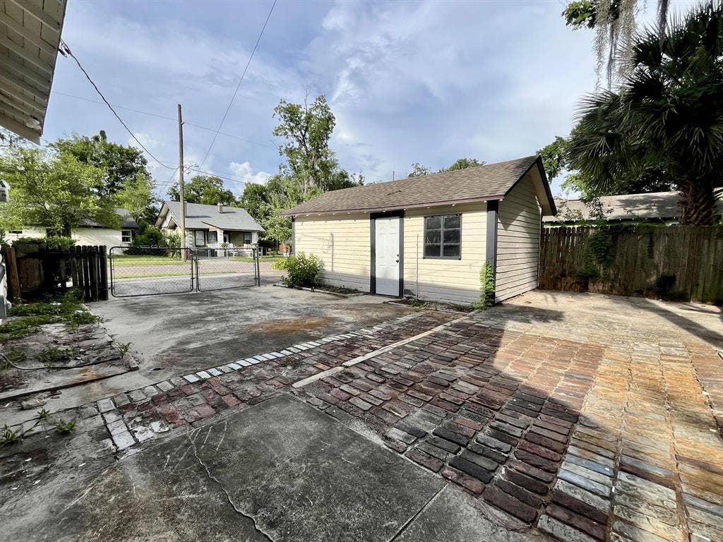 7 BR in Jacksonville