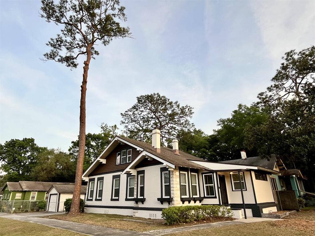 7 BR in Jacksonville