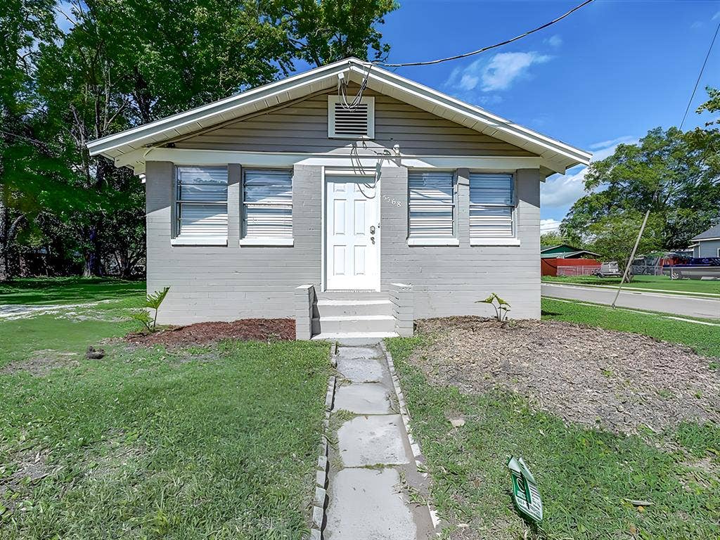4 BR in Jacksonville